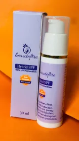 Customer photo of Hybrid SPF-95% UV Protection, from the review by Fatima